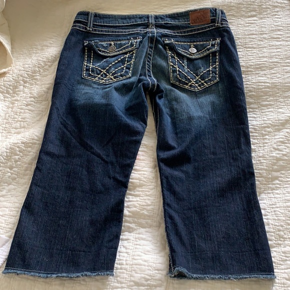 BKE Madison Capris - Picture 9 of 9